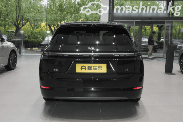 LiXiang L7 Рестайлинг 1.5hyb AT 4WD
