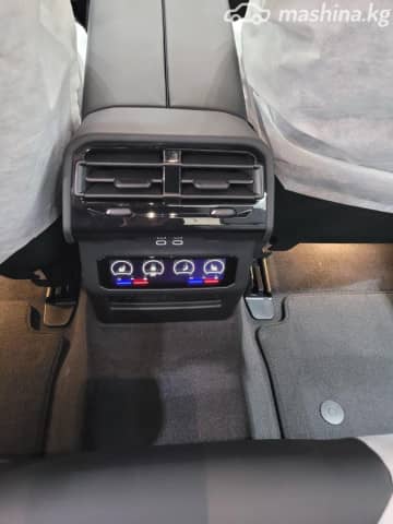 BMW M5 VII (G90) 4.4hyb AT 4WD