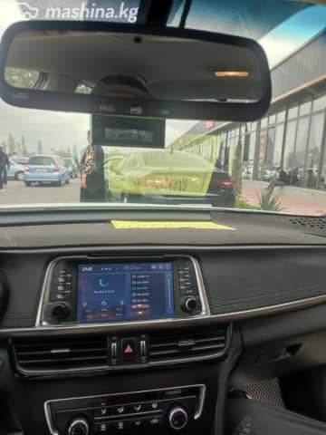 Kia K5 II 2.0 AT