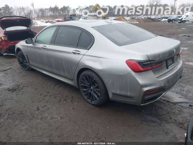 BMW 7 серии VI (G11/G12) Рестайлинг 750i xDrive 4.4 AT 4WD