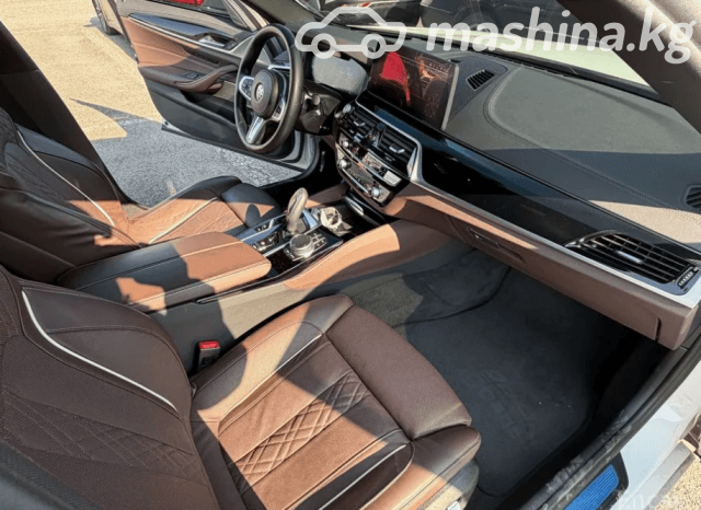 BMW 5 серии VII (G30/G31) Рестайлинг 530i xDrive 2.0 AT 4WD