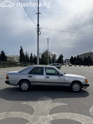 Mercedes-Benz W124 200 2.0 AT