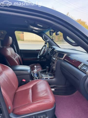 Lexus LX III Рестайлинг 570 5.7 AT 4WD