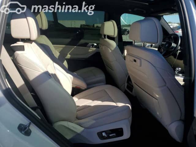BMW X7 I (G07) M50i 4.4 AT 4WD