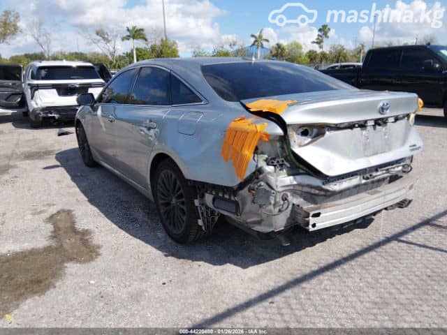 Toyota Avalon V 2.5hyb CVT