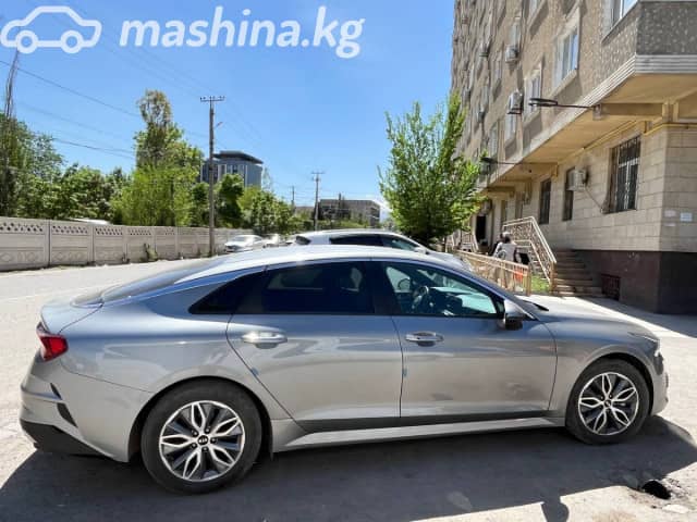Kia K5 III 2.0hyb AT