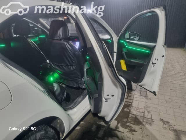 Skoda Octavia III (A7) 1.2 MT