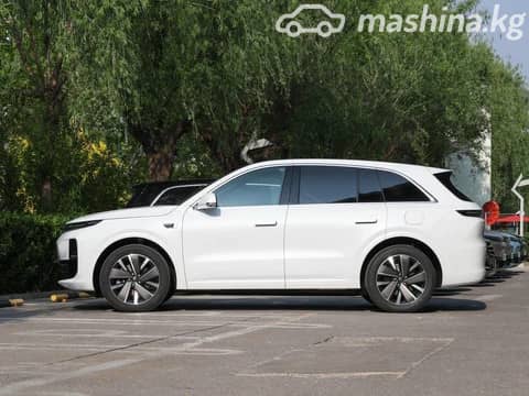 LiXiang L6 1.5hyb AT 4WD