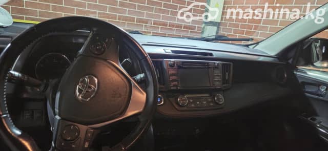 Toyota RAV4 IV (XA40) Рестайлинг 2.5 AT 4WD