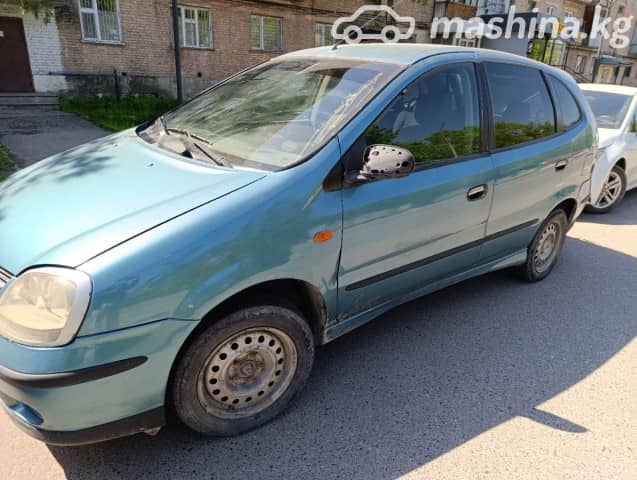 Nissan Almera Tino 1.8 MT