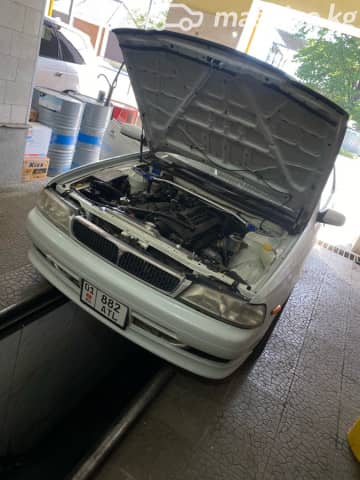 Nissan Laurel VII (C34) 2.5 AT