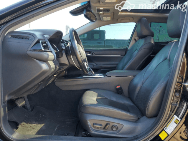 Toyota Camry VIII (XV70) 2.5 AT