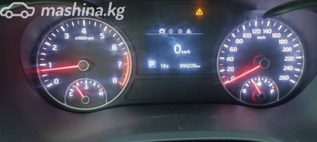 Kia K5 II 2.0 AT