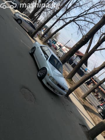 Nissan Laurel VII (C34) 2.5 AT