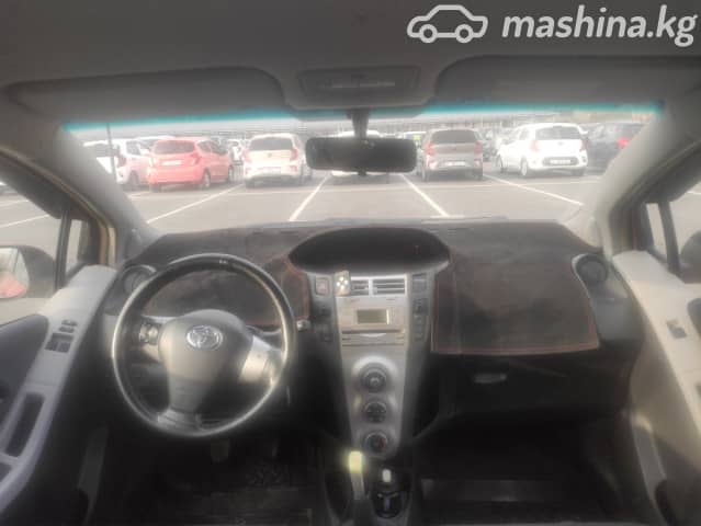 Toyota Yaris II 1.3 MT