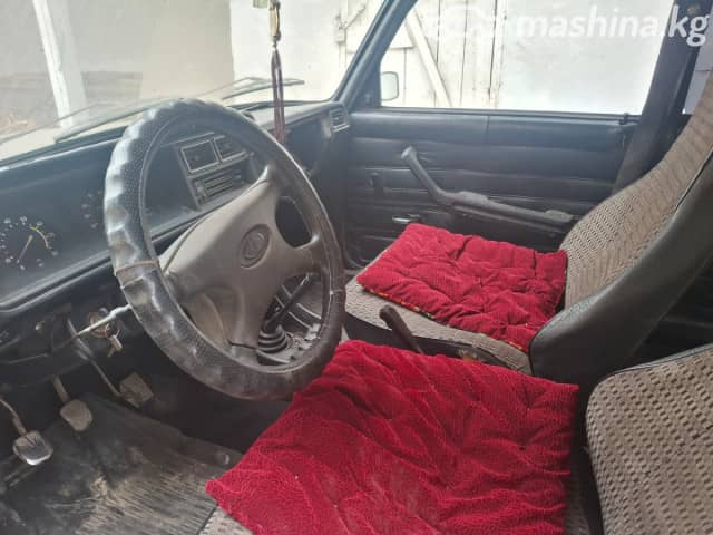 ВАЗ (Lada) 2107 2107 1.5 MT