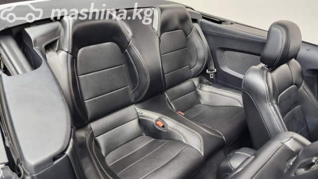 Ford Mustang VI Рестайлинг 2.3 AT