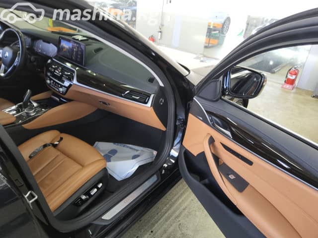 BMW 5 серии VII (G30/G31) Рестайлинг 520i 2.0 AT
