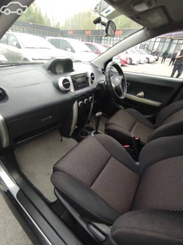 Toyota Ist I 1.5 AT