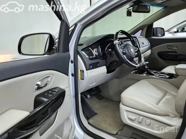 Kia Carnival III 2.2d AT