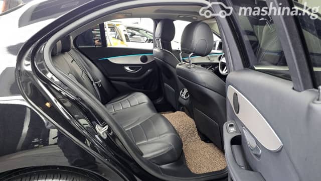 Mercedes-Benz C-Класс IV (W205) Рестайлинг 200 2.0 AT