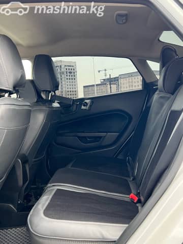 Ford Fiesta Mk6 Рестайлинг 1.6 AMT