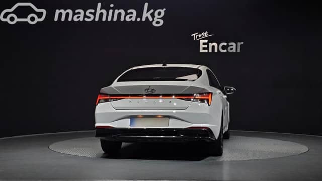 Hyundai Avante VII 1.6hyb AMT