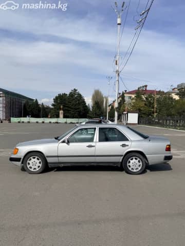 Mercedes-Benz W124 200 2.0 AT
