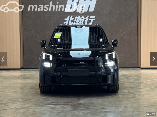 Lynk & Co 900 2.0hyb AT 4WD