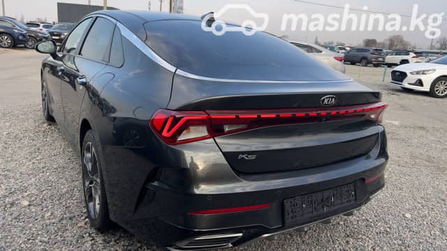 Kia K5 III 2.0 AT