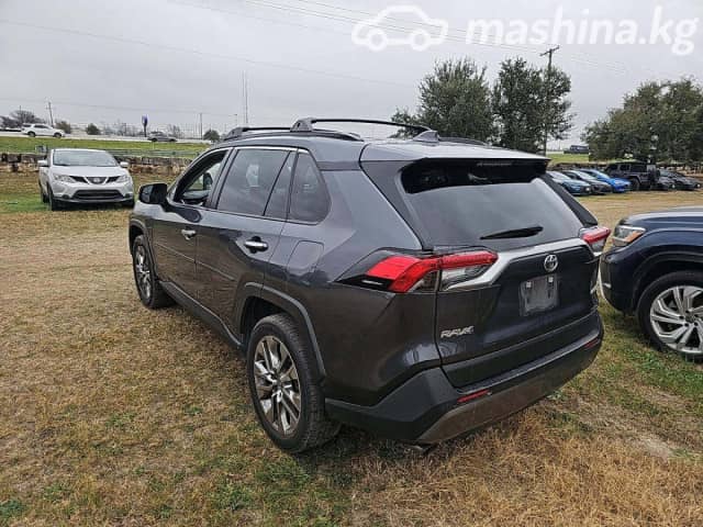 Toyota RAV4 V (XA50) 2.5 AT