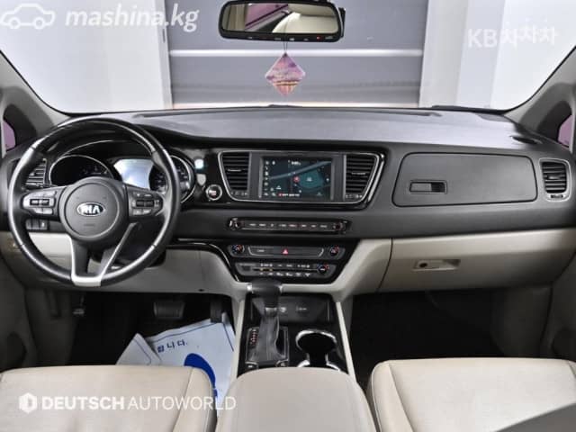 Kia Carnival III 2.2d AT