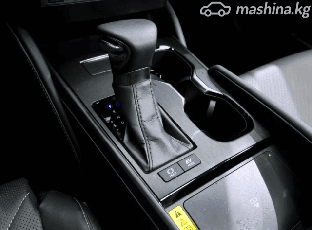 Lexus ES VII Рестайлинг 300h 2.5hyb CVT