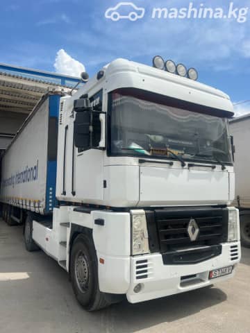 Renault Magnum