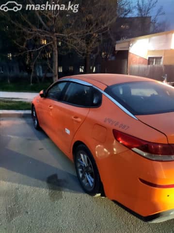Kia K5 II 2.0 AT