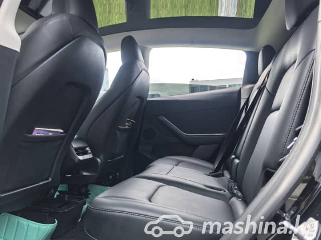 Tesla Model Y I Standard Electro AT