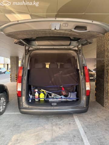 Hyundai Staria 2.2d AT 4WD