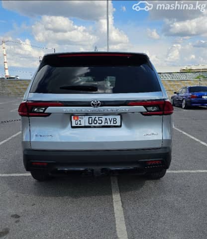 Toyota Grand Highlander 2.5hyb CVT 4WD