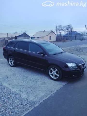 Toyota Avensis II Рестайлинг 2.0 AT