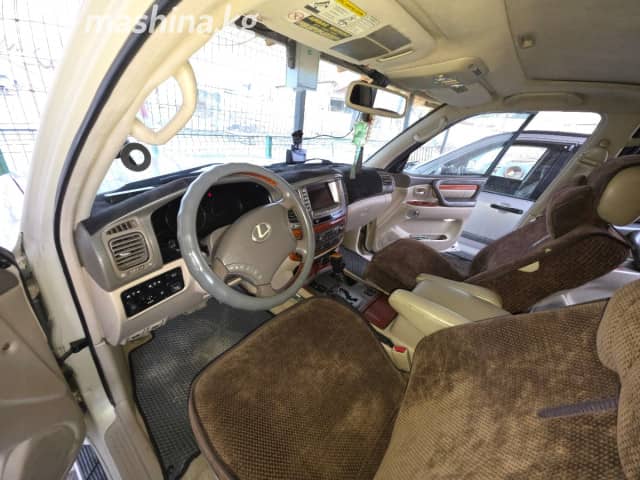 Lexus LX II Рестайлинг 470 4.7 AT 4WD