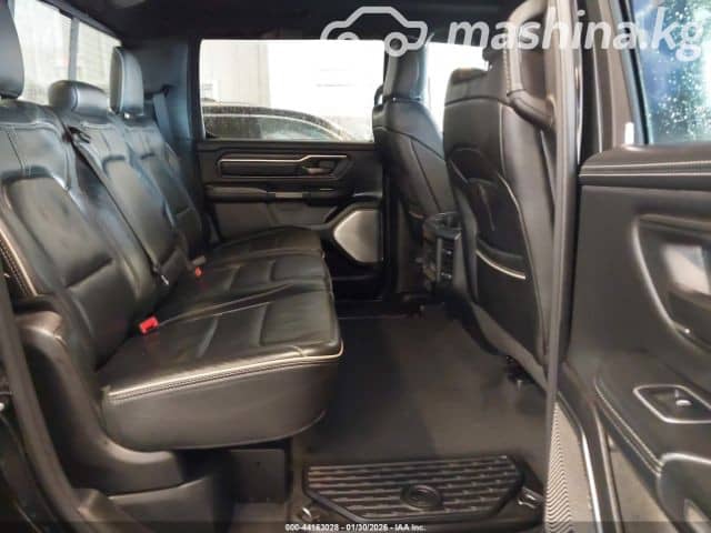RAM 1500 V Crew Cab 3.0d AT 4WD