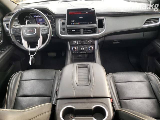 GMC Yukon V 5.3 AT 4WD