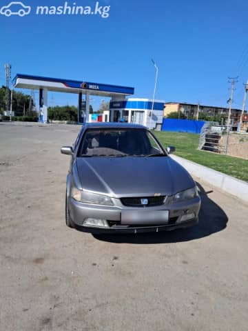 Honda Accord VI 2.0 AT