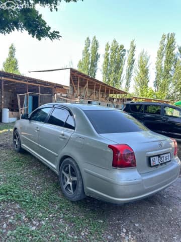 Toyota Avensis II 2.0 AT