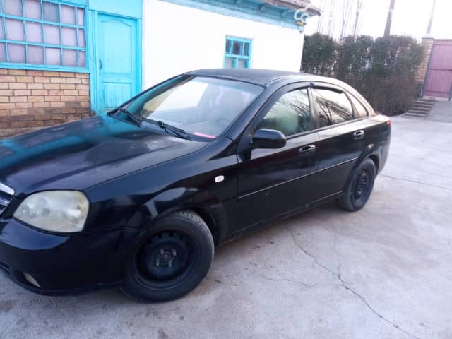 Chevrolet Lacetti 1.6 MT