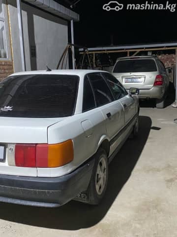 Audi 80 IV (B3) 1.8 MT
