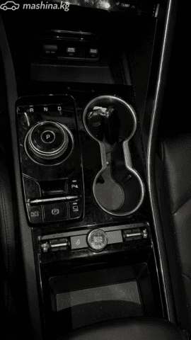 Kia K5 III 2.0hyb AT