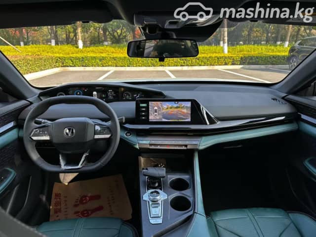 Changan UNI-V 1.5hyb AT