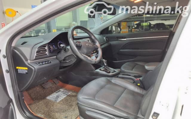 Hyundai Avante VI Рестайлинг 1.6 CVT