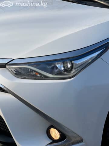 Toyota Corolla XI (E160, E170, E180) Рестайлинг 1 Axio 1.5hyb CVT